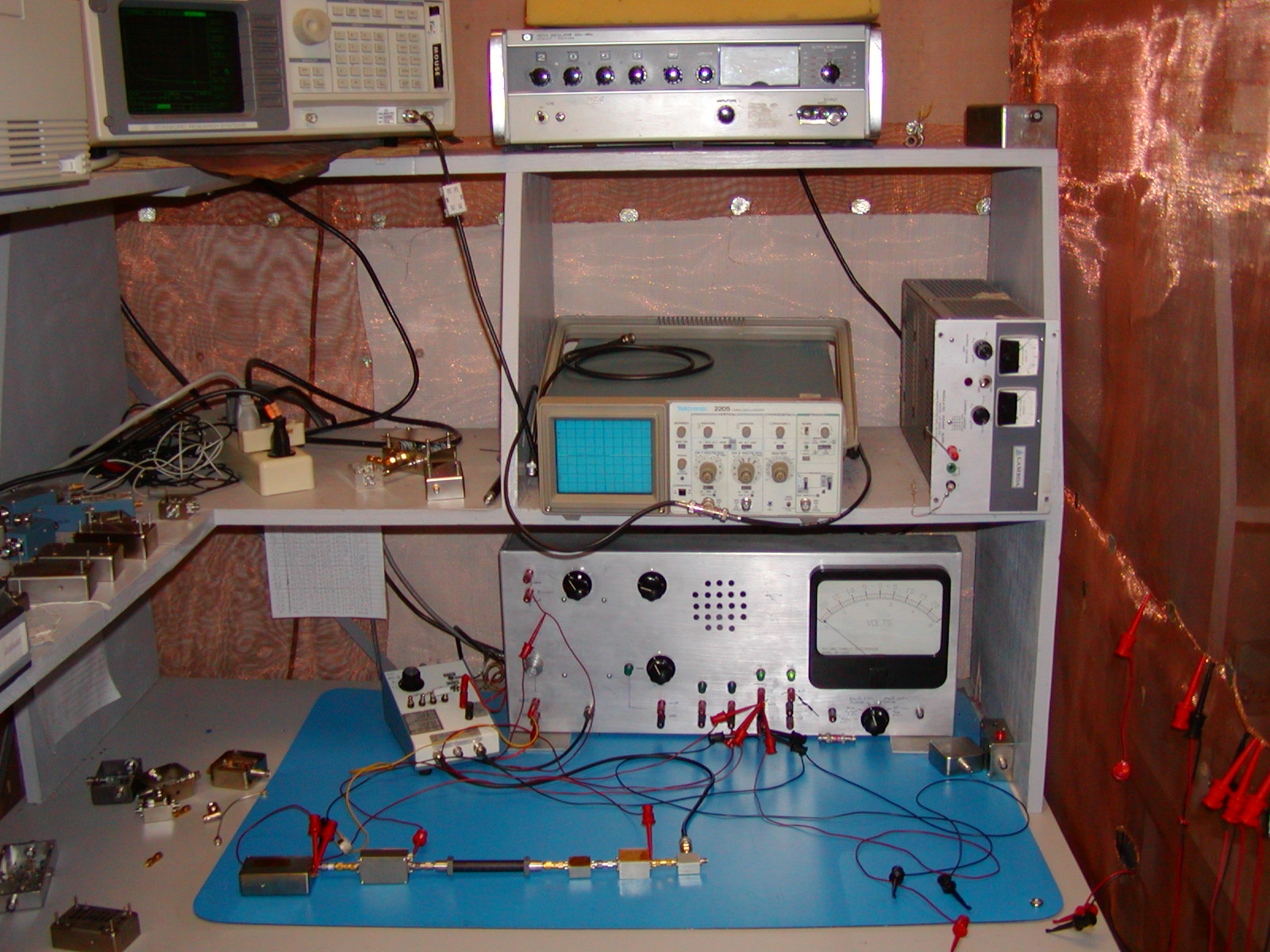 phase noise bench